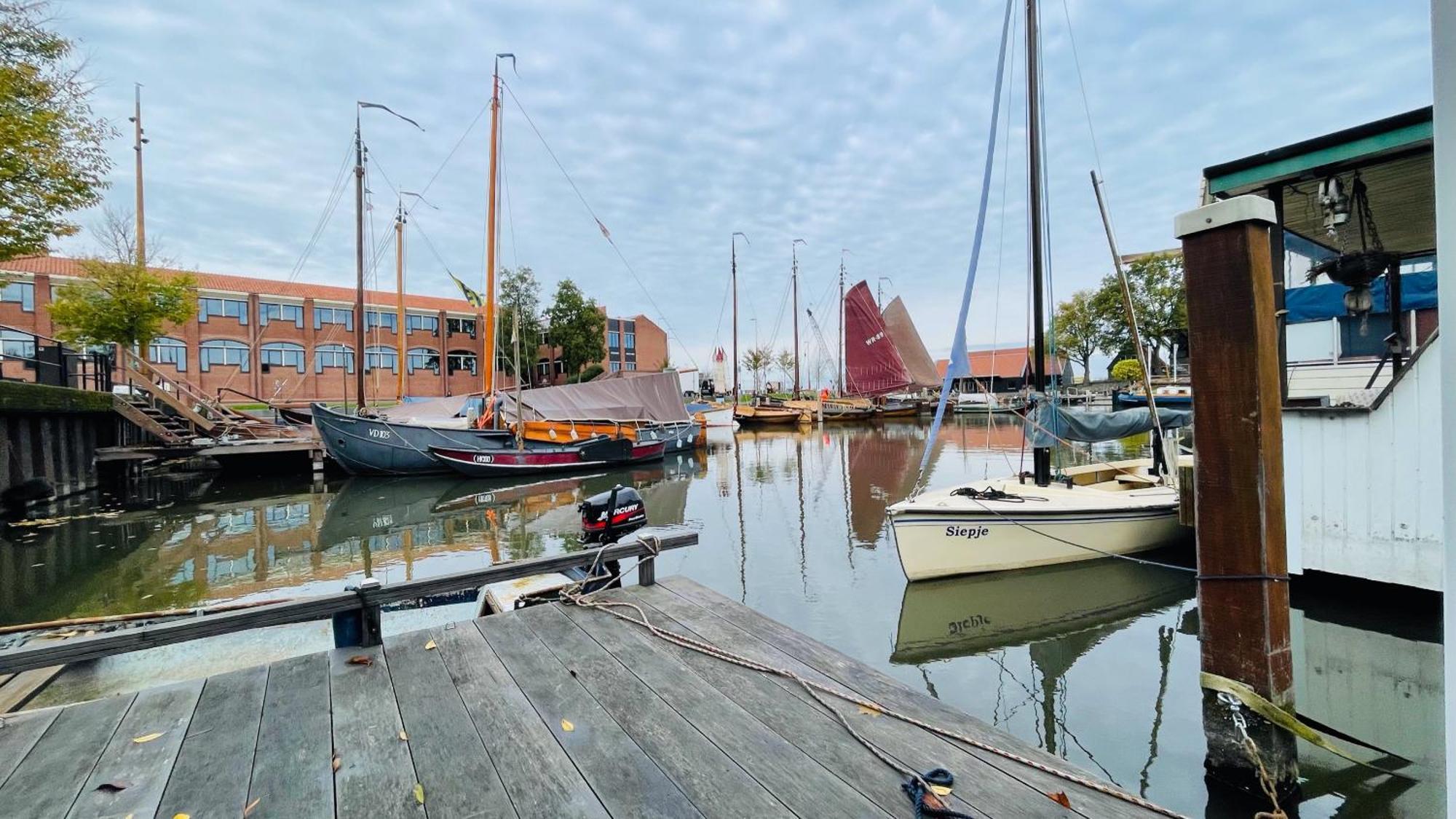 Woonboot 4 Harderwijk Hotel Екстериор снимка